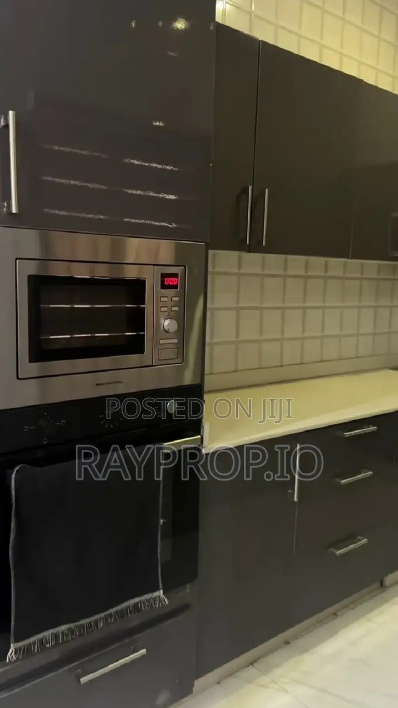 814282se - Stylish 1 Bedroom Shortlet in Lekki Phase 1
