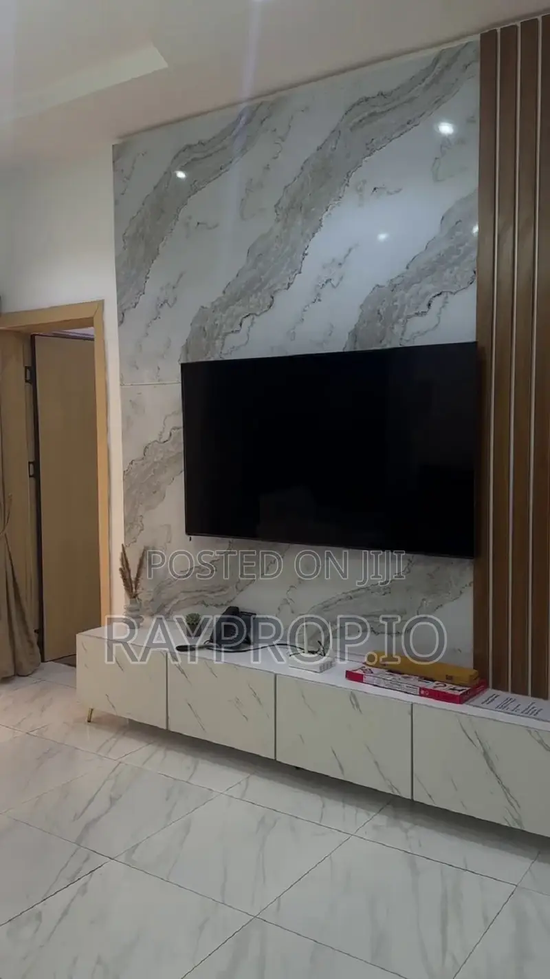 814282se - Stylish 1 Bedroom Shortlet in Lekki Phase 1