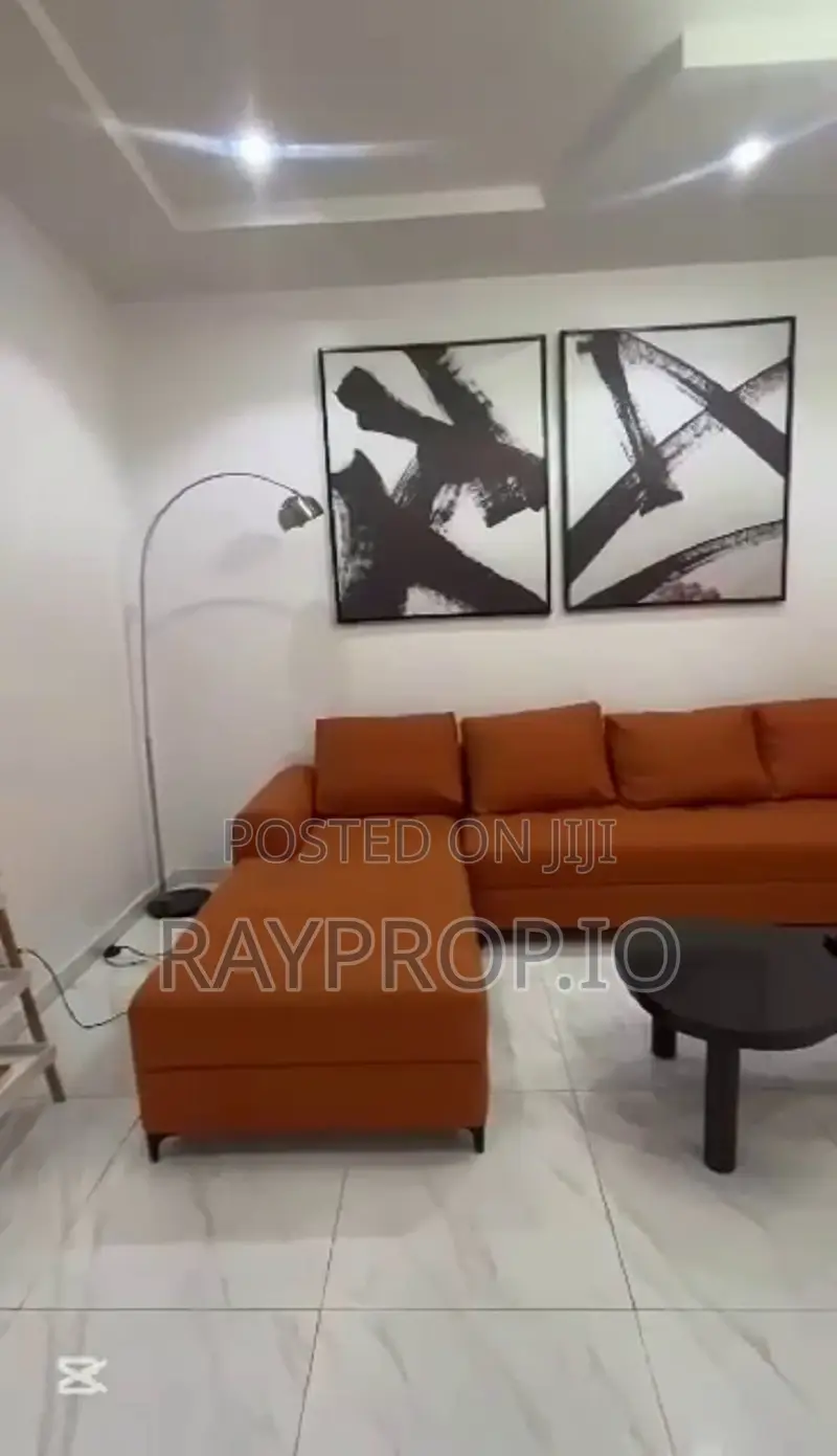 814284se - 1 Bedroom Shortlet in Lekki Phase 1