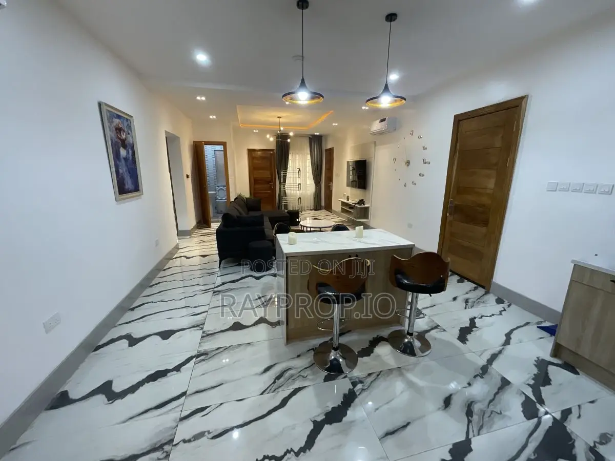 953280bb - 2 Bedroom Shortlet in Ikota Gra