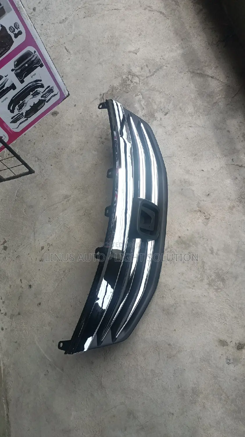 Front Grill 2010 Honda Accord