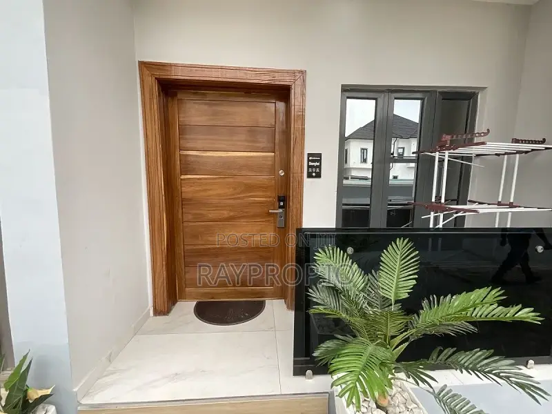 622529sm - Stylish 2 Bedroom Shortlet in Ikota Gra