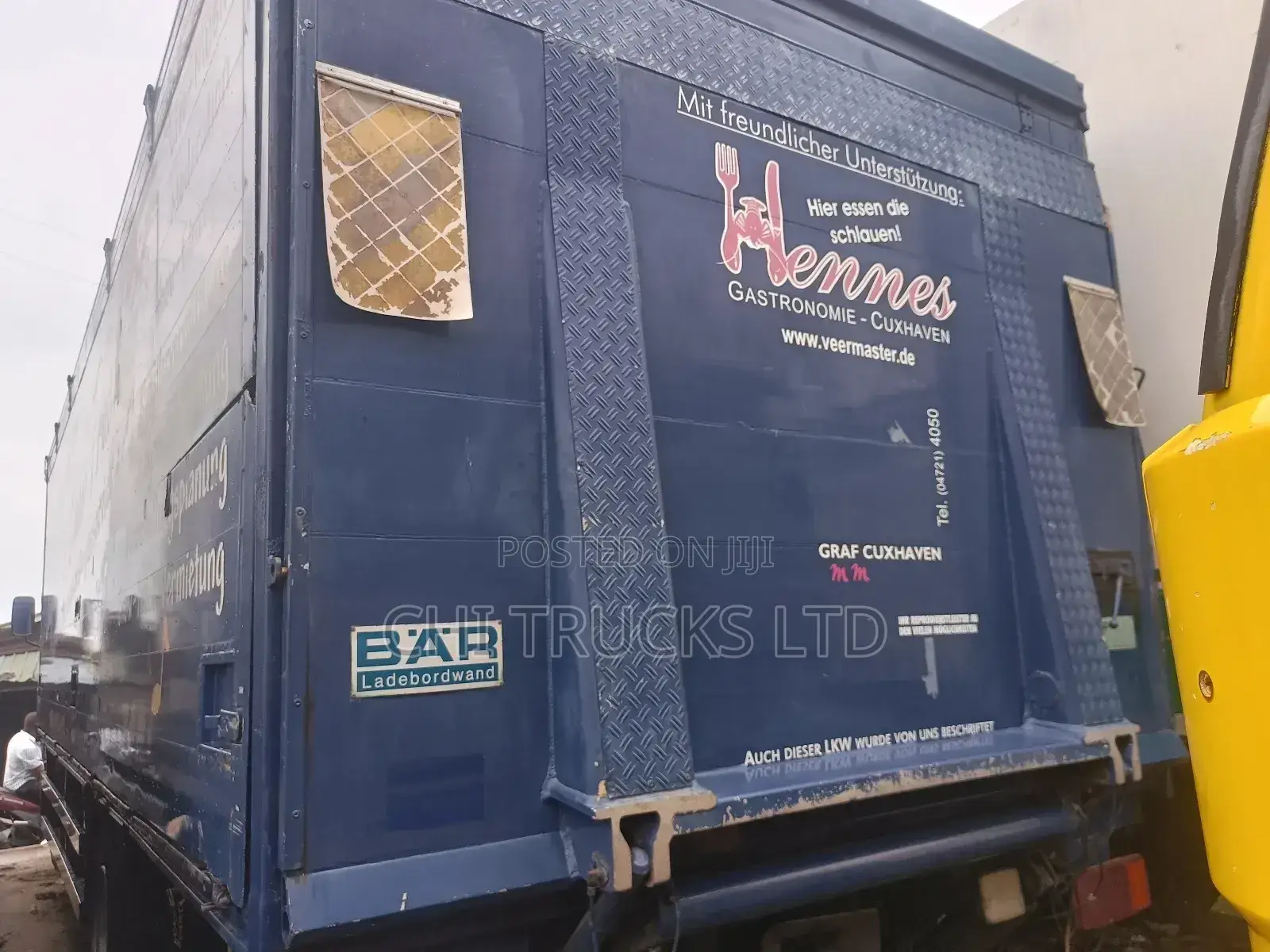 Mercedes Benz 1320 Cargo Truck With Lift Gate
