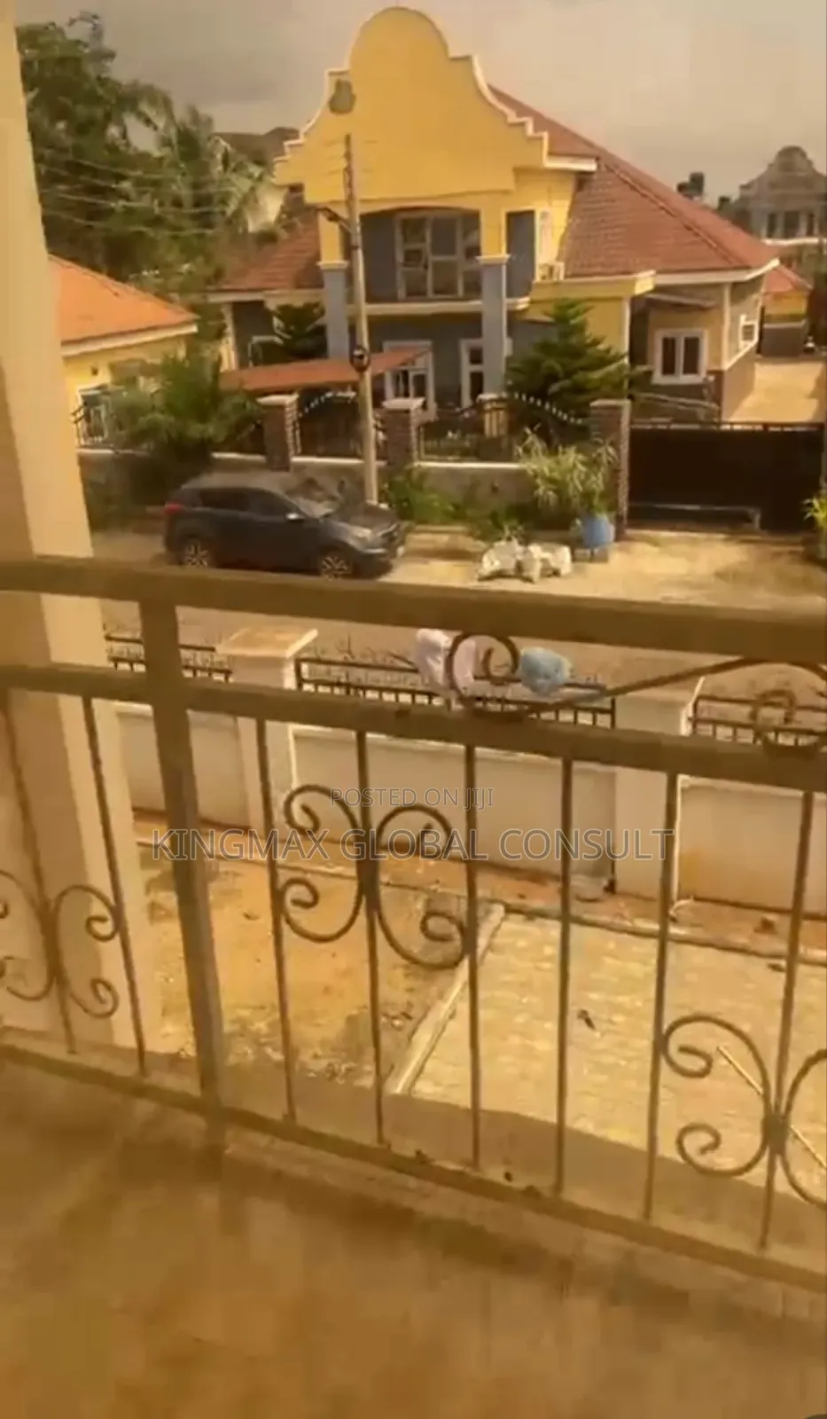 4bdrm Penthouse in Lokogoma Abuja, Dawaki for sale