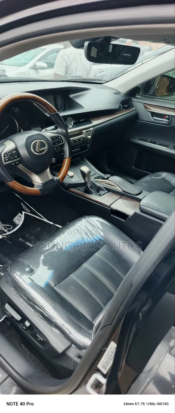 Lexus ES 2016 Black