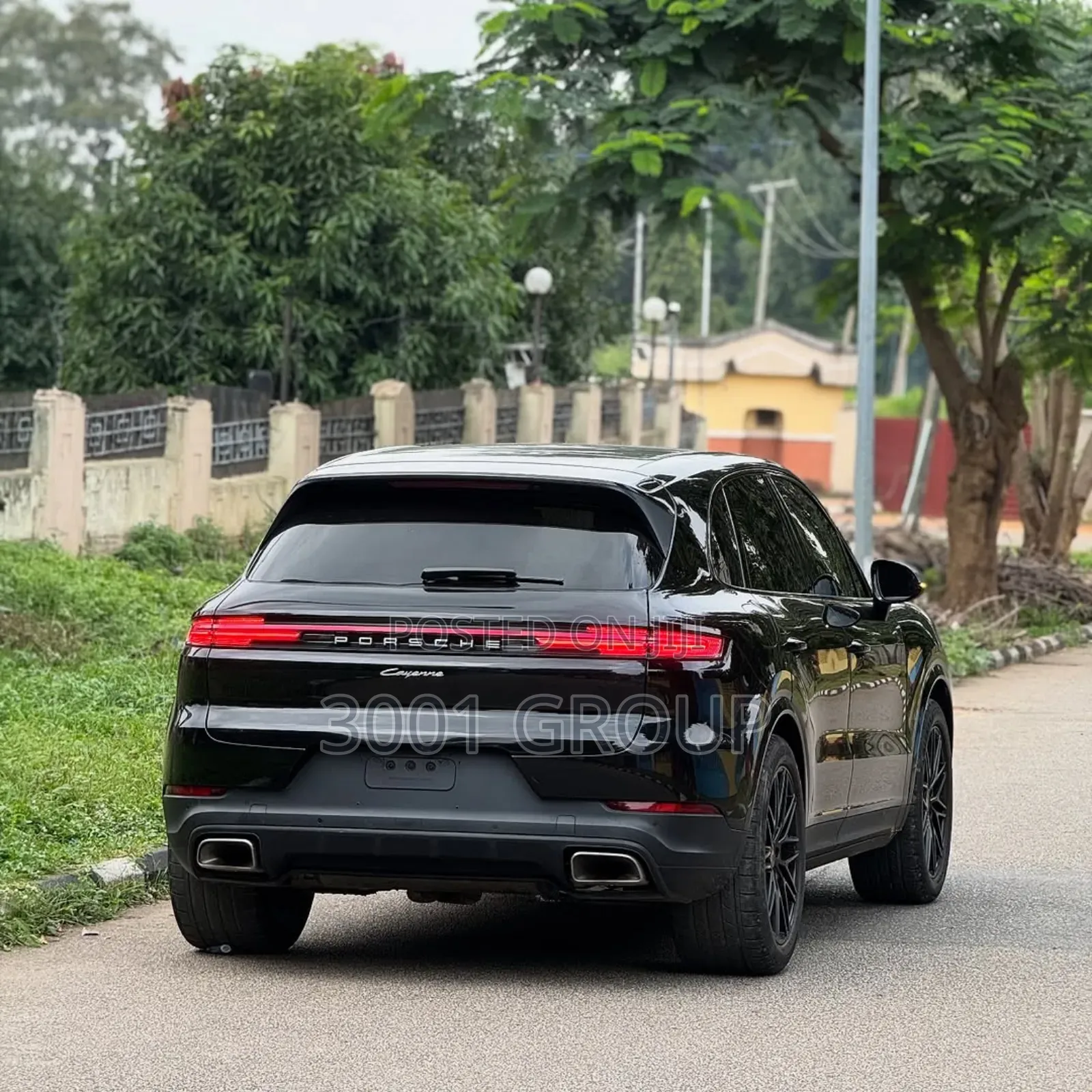 Porsche Cayenne 2023 Black