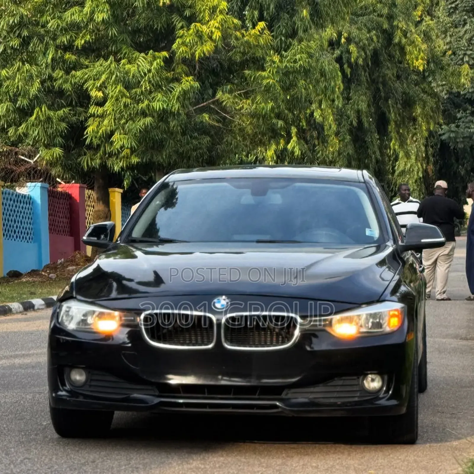 BMW 320i Sedan RWD 2013 Black