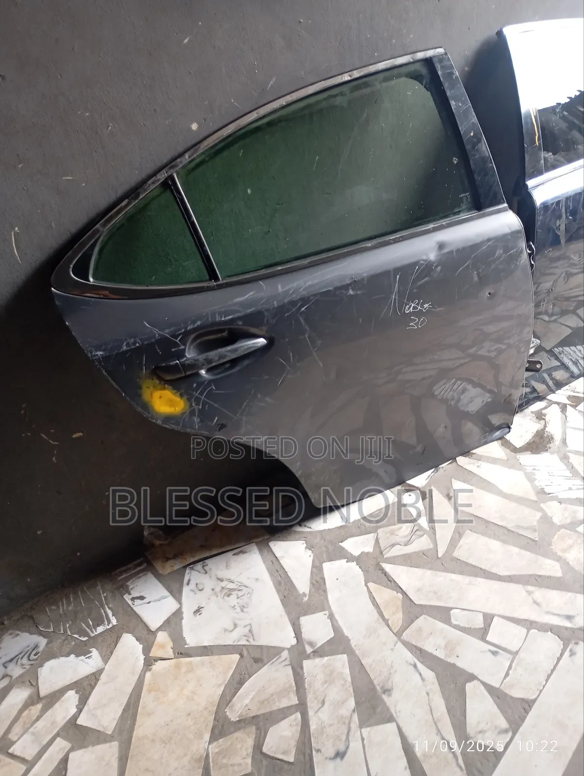 Back Right Door Es350 2015