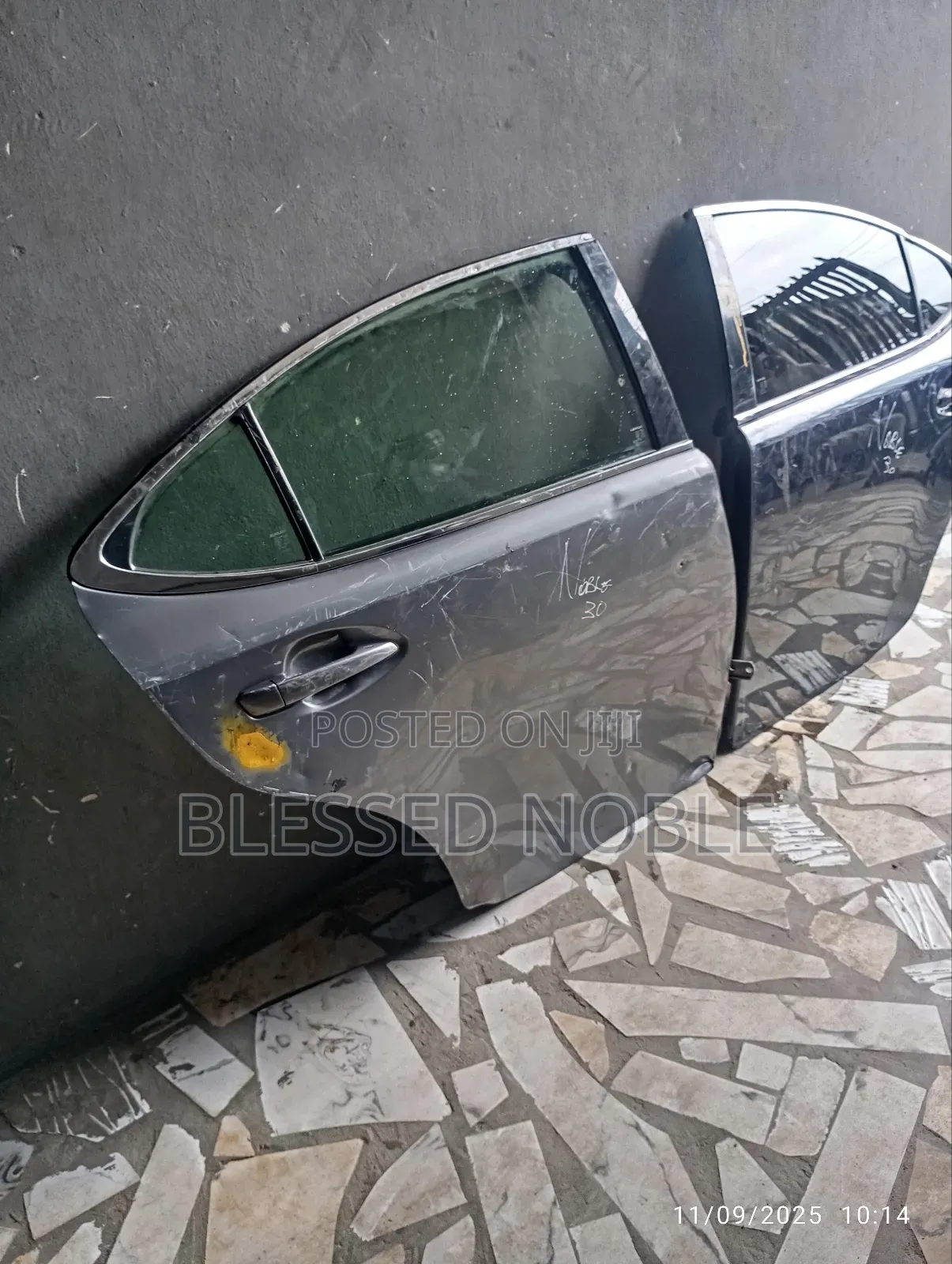 Back Right Door Es350 2015