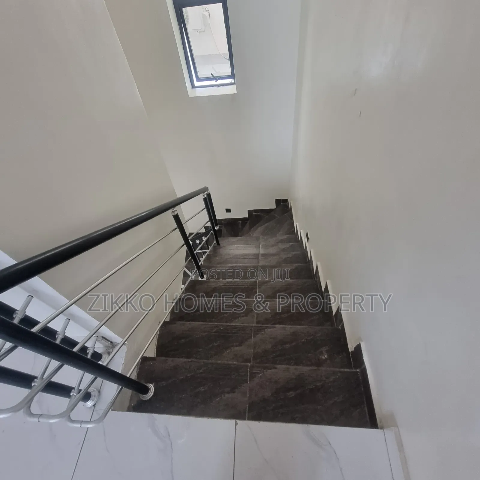 4bdrm Duplex in Abraham Adensaya, Lekki for sale