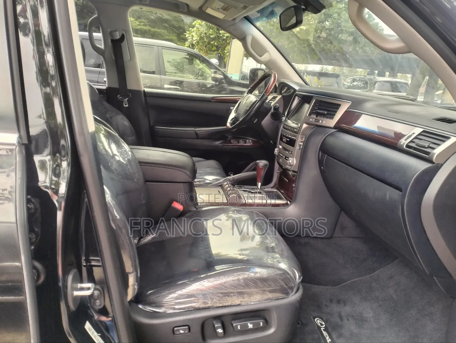 Lexus LX 570 AWD 2016 Black