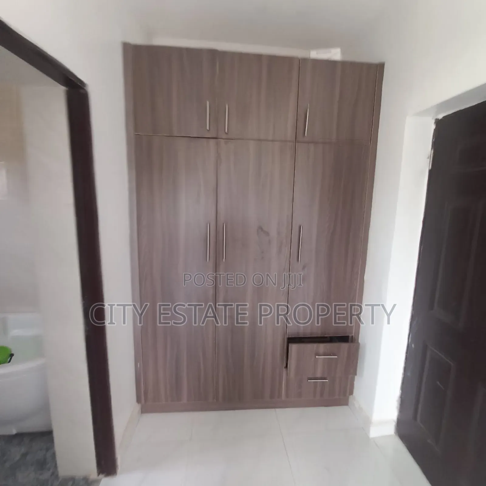 Furnished 3bdrm Block of Flats in T. O.S. Douglas, Kaura for sale