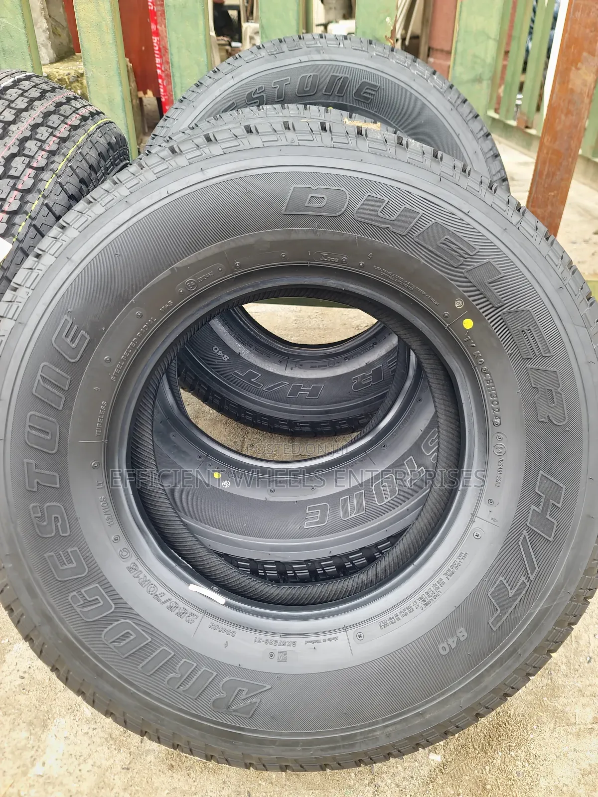 255/70r15c Bridgestone