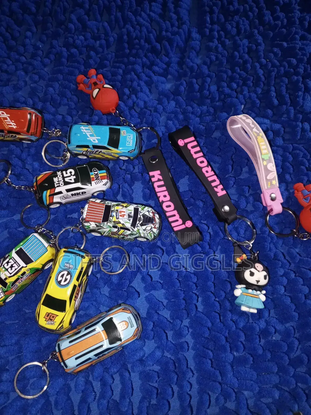Keyrings_partypacks_by 12