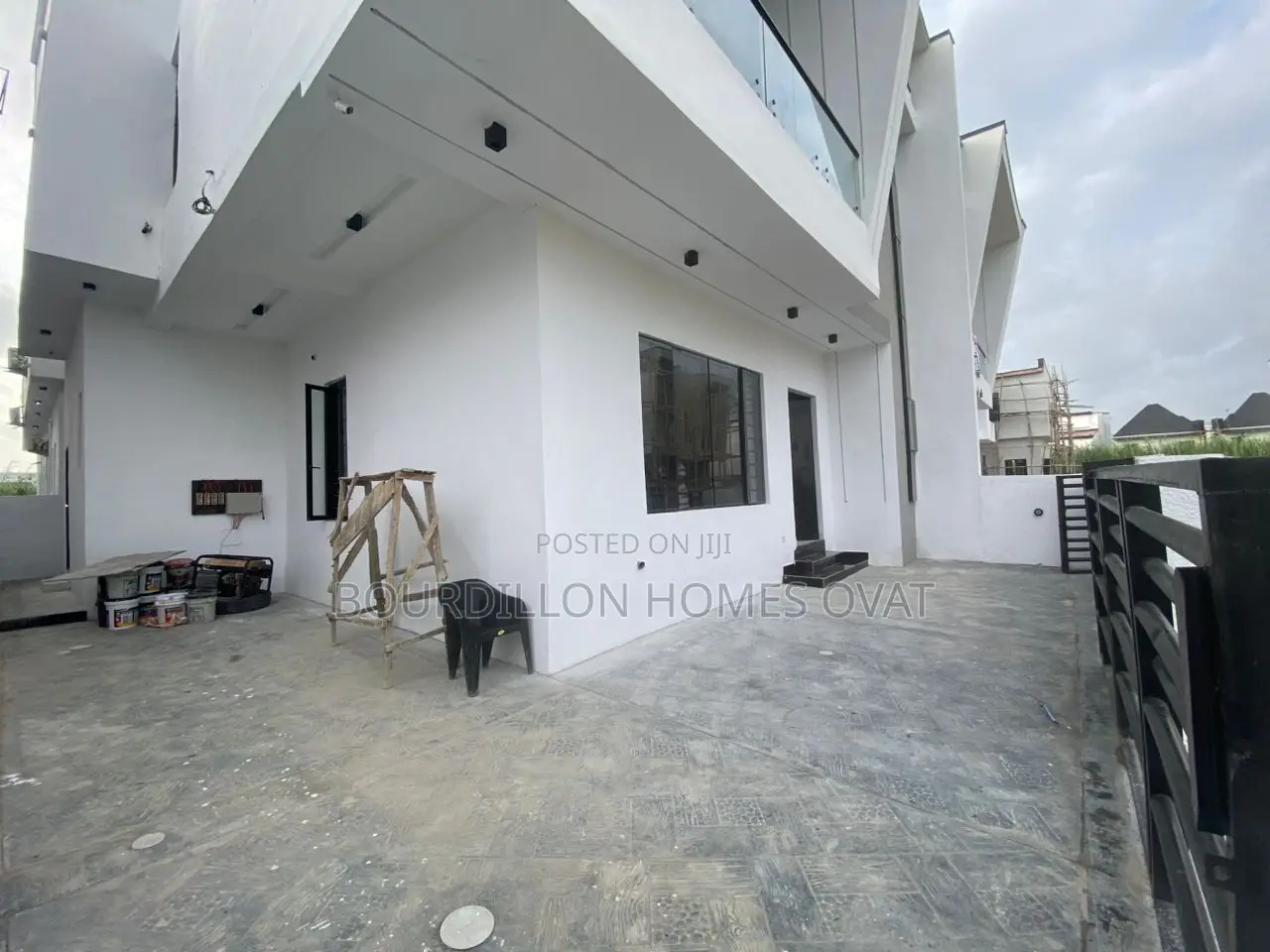 4bdrm Duplex in Addo Road, Ajah for sale