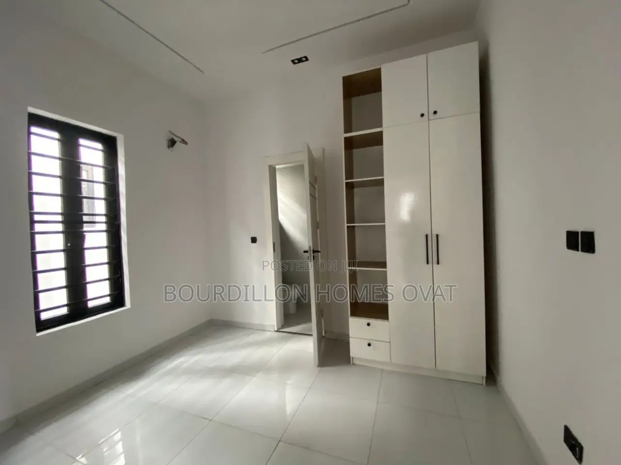4bdrm Duplex in Addo Road, Ajah for sale