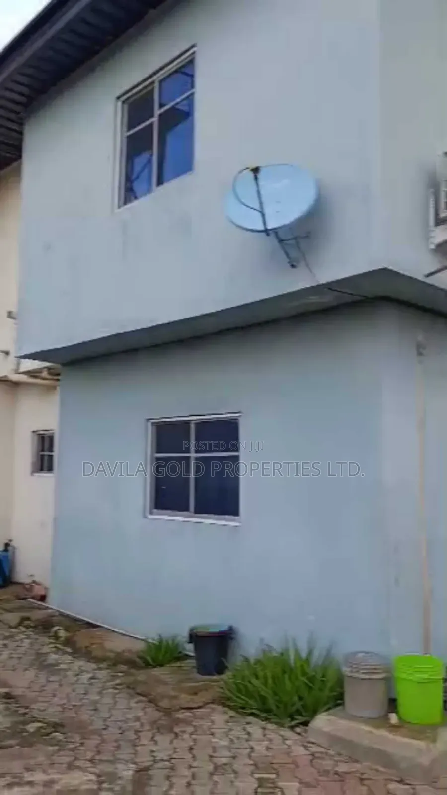 12bdrm Block of Flats in Benin City for sale