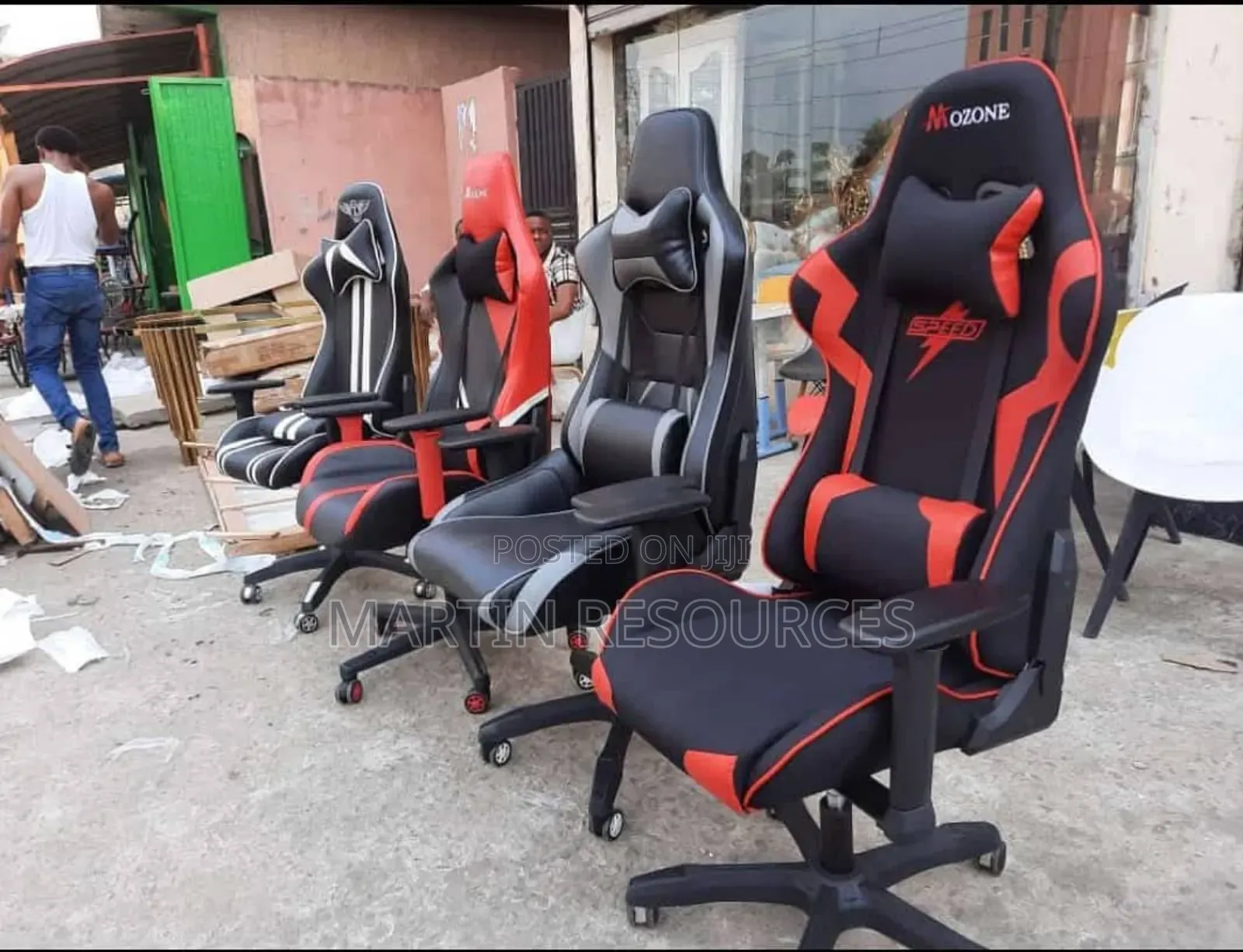 Contemporary Gaming Chair