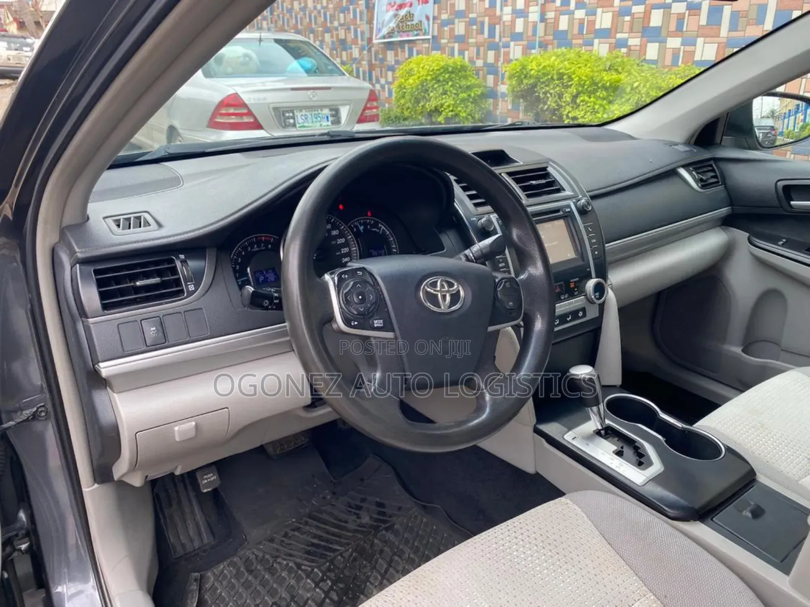 Toyota Camry L 4dr Sedan (2.5L 4cyl 6A) 2012 Gray