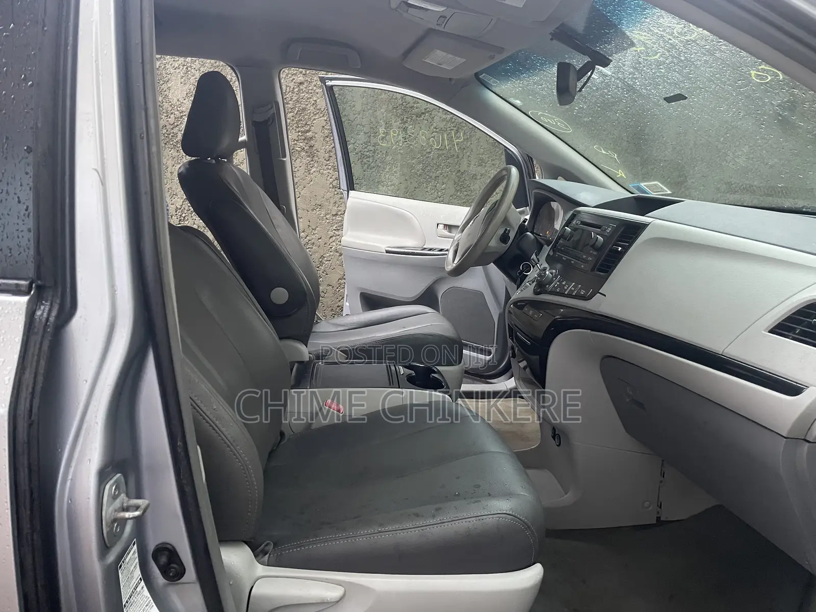 Toyota Sienna Limited FWD 7-Passenger 2013 Gray