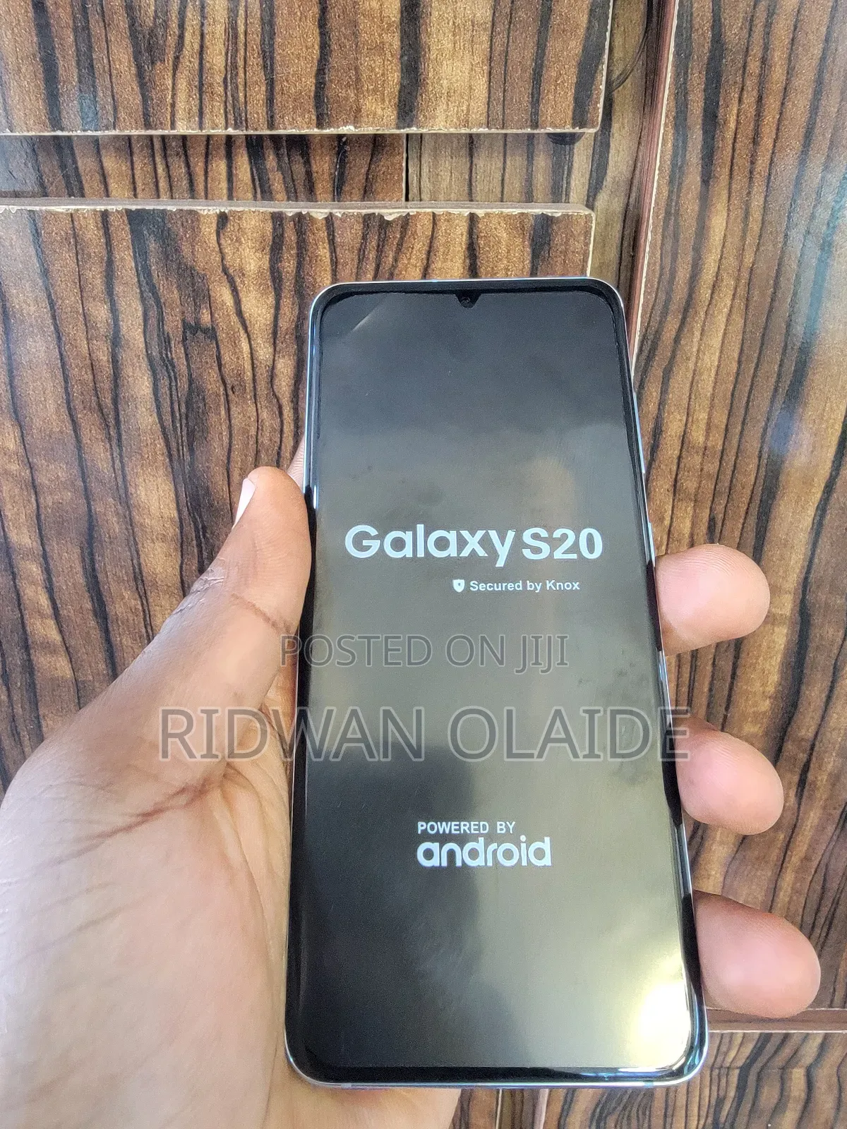 New Samsung Galaxy S20 128 GB Blue