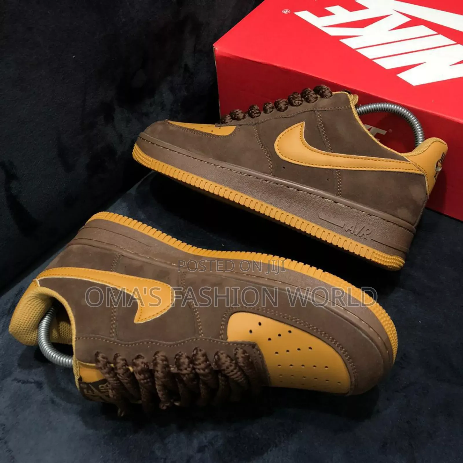 Quality Luxury Nike Sneakers Available as Seen