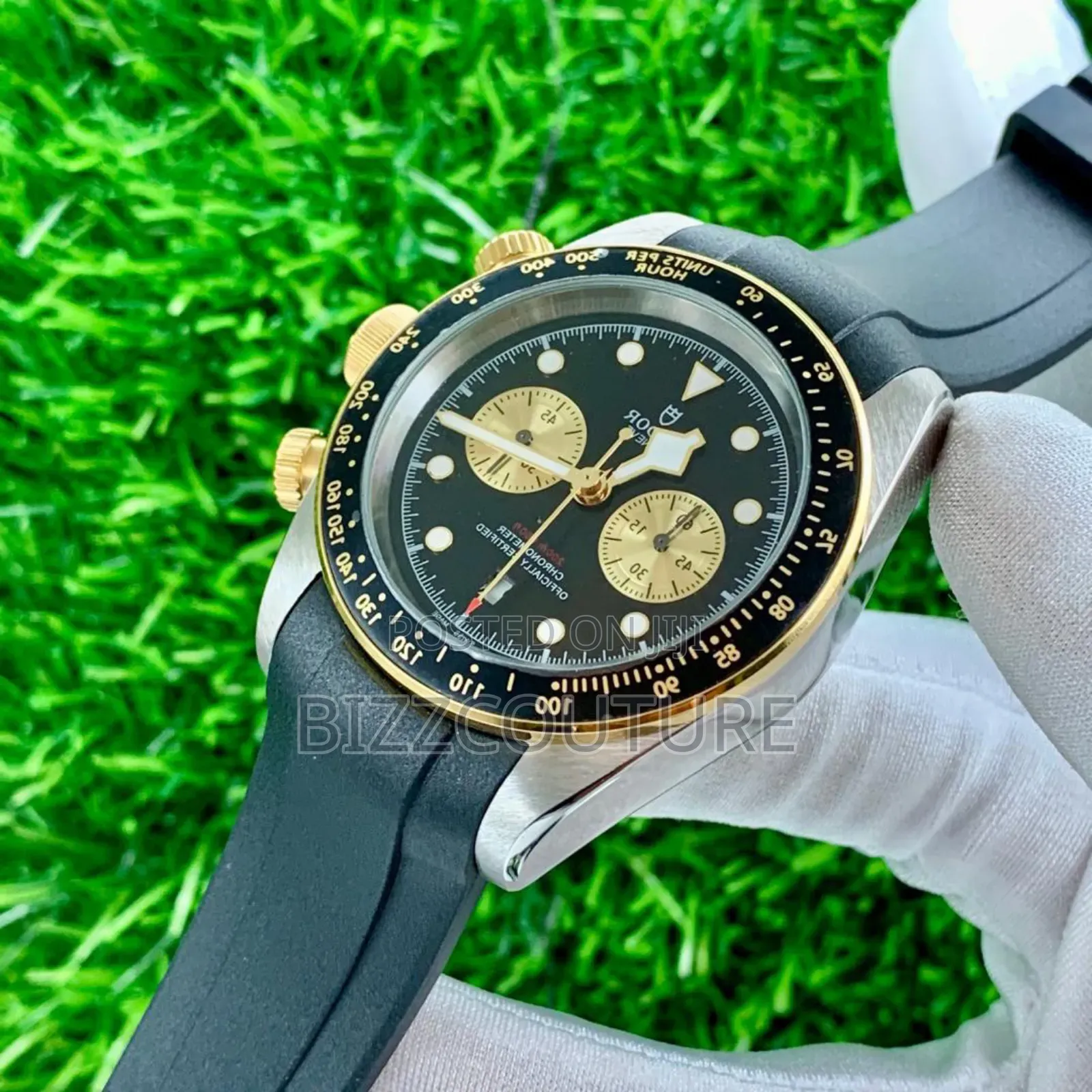 Original Tudor Black Rubber Strap Calendar Watch