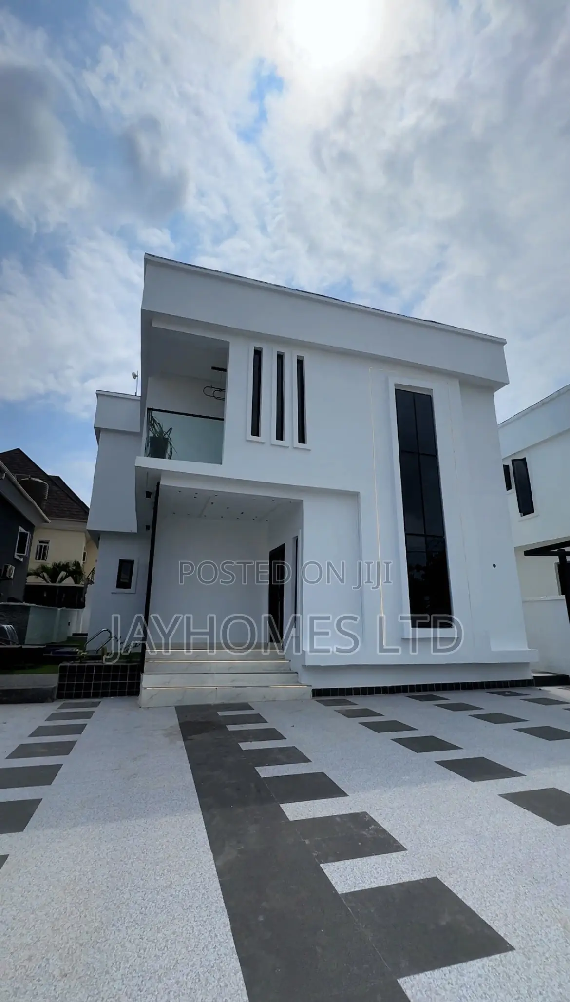 Super Luxury 5 Bedroom Duplex With Swimming Pool for Sale in Asaba