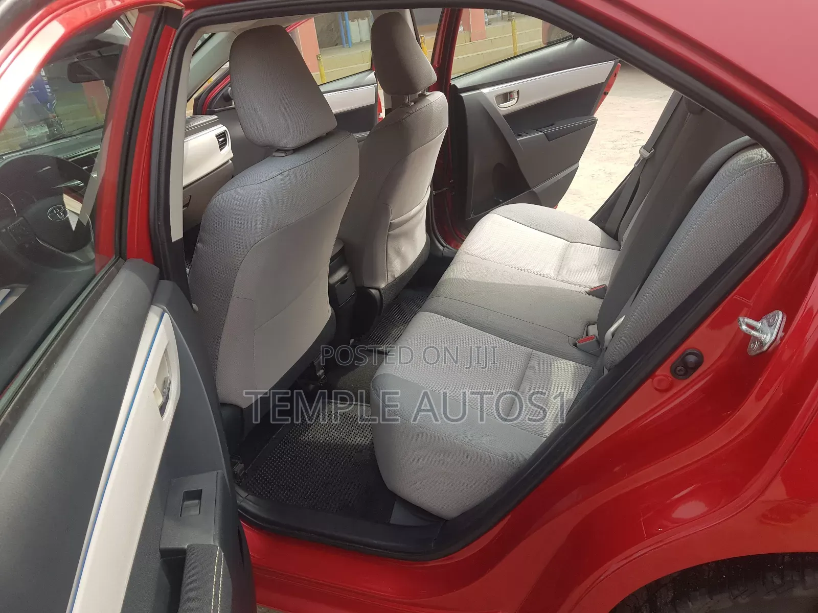 Toyota Corolla L 4dr Sedan (1.8L 4cyl 4A) 2015 Red
