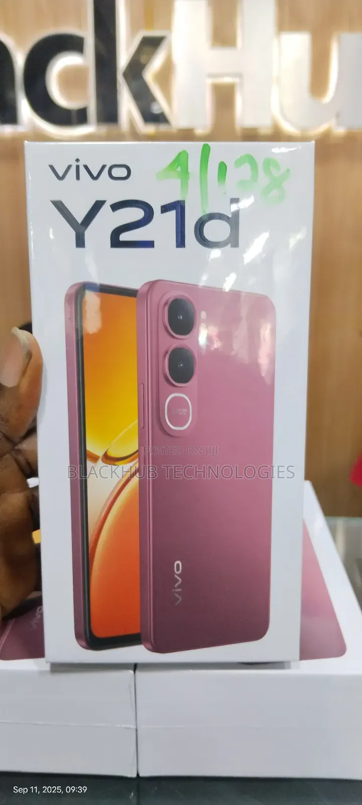 New Vivo Y21 128 GB Red