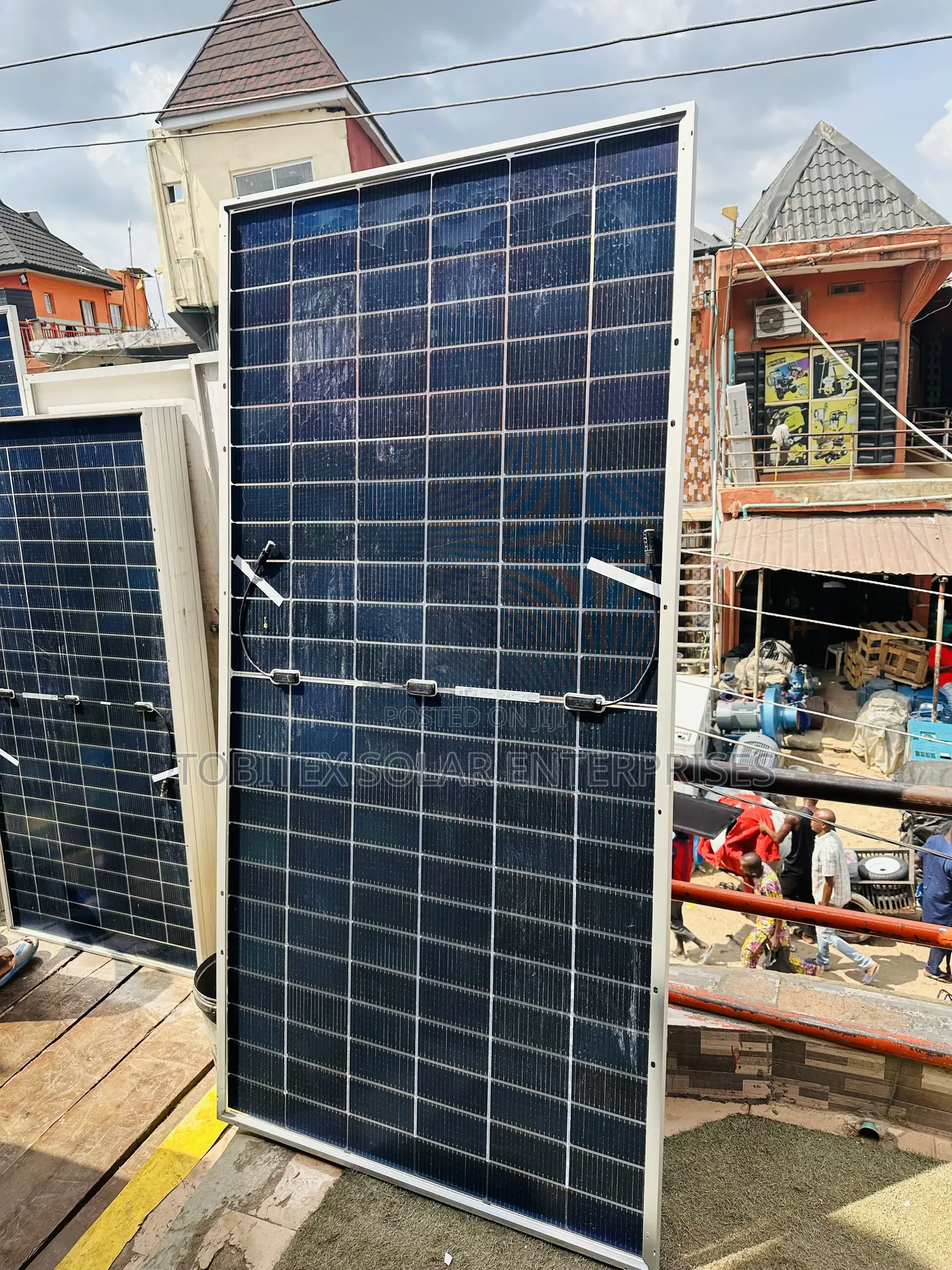 565w Jinko Solar Panels