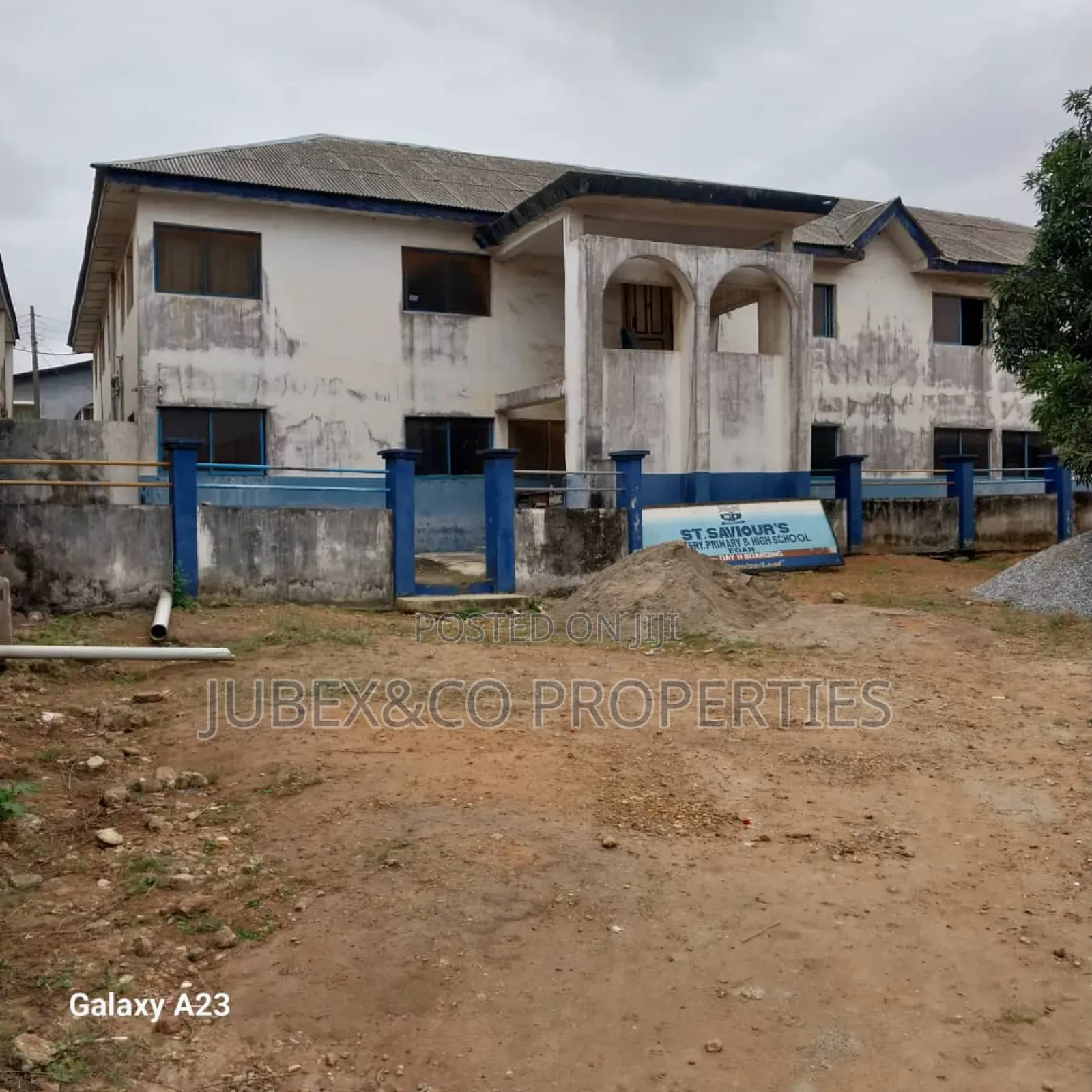 20bdrm House in Ishitu Road Igando for Sale