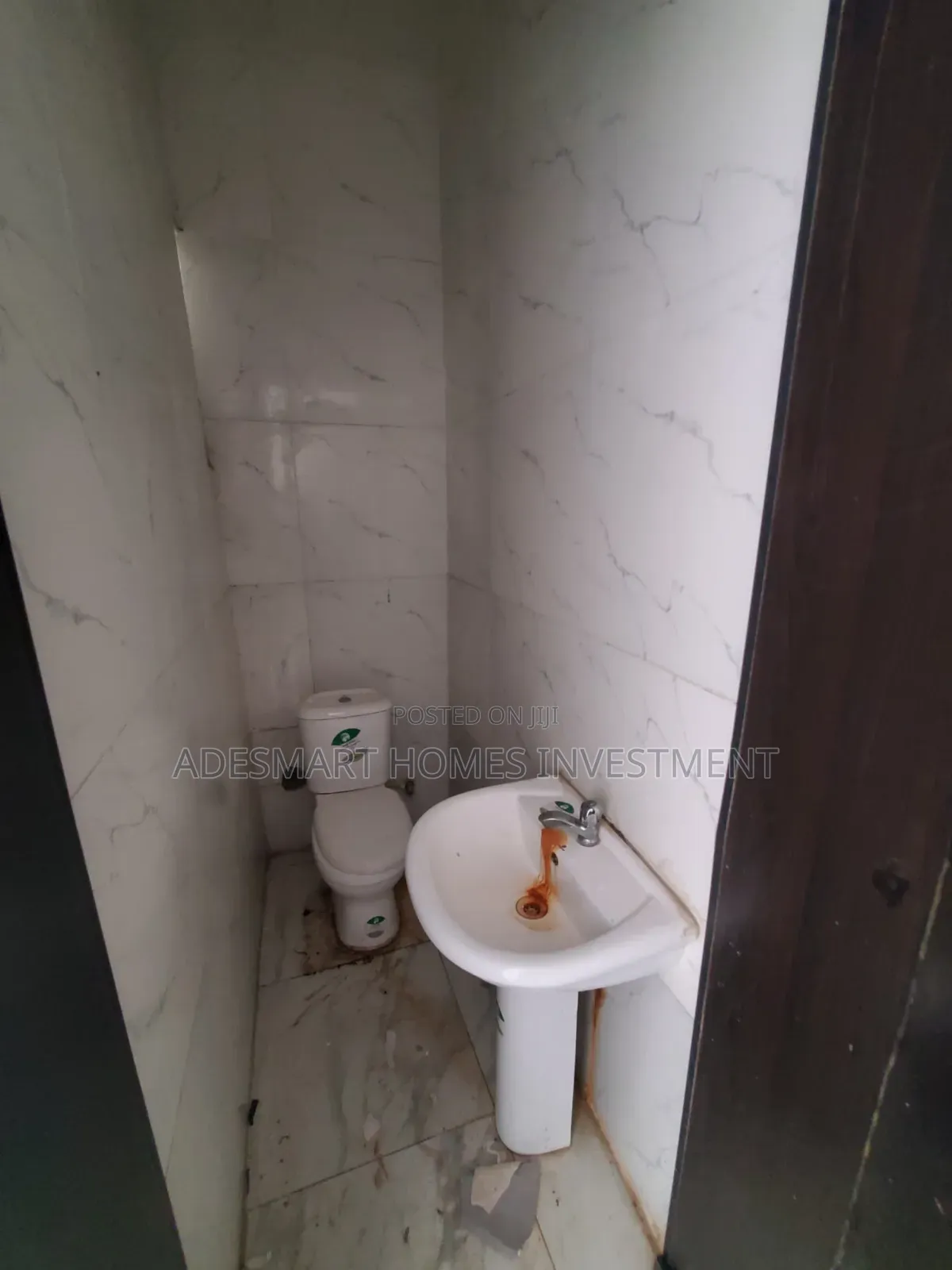 Mini Flat in Royal Pine Estate, Chevron for rent