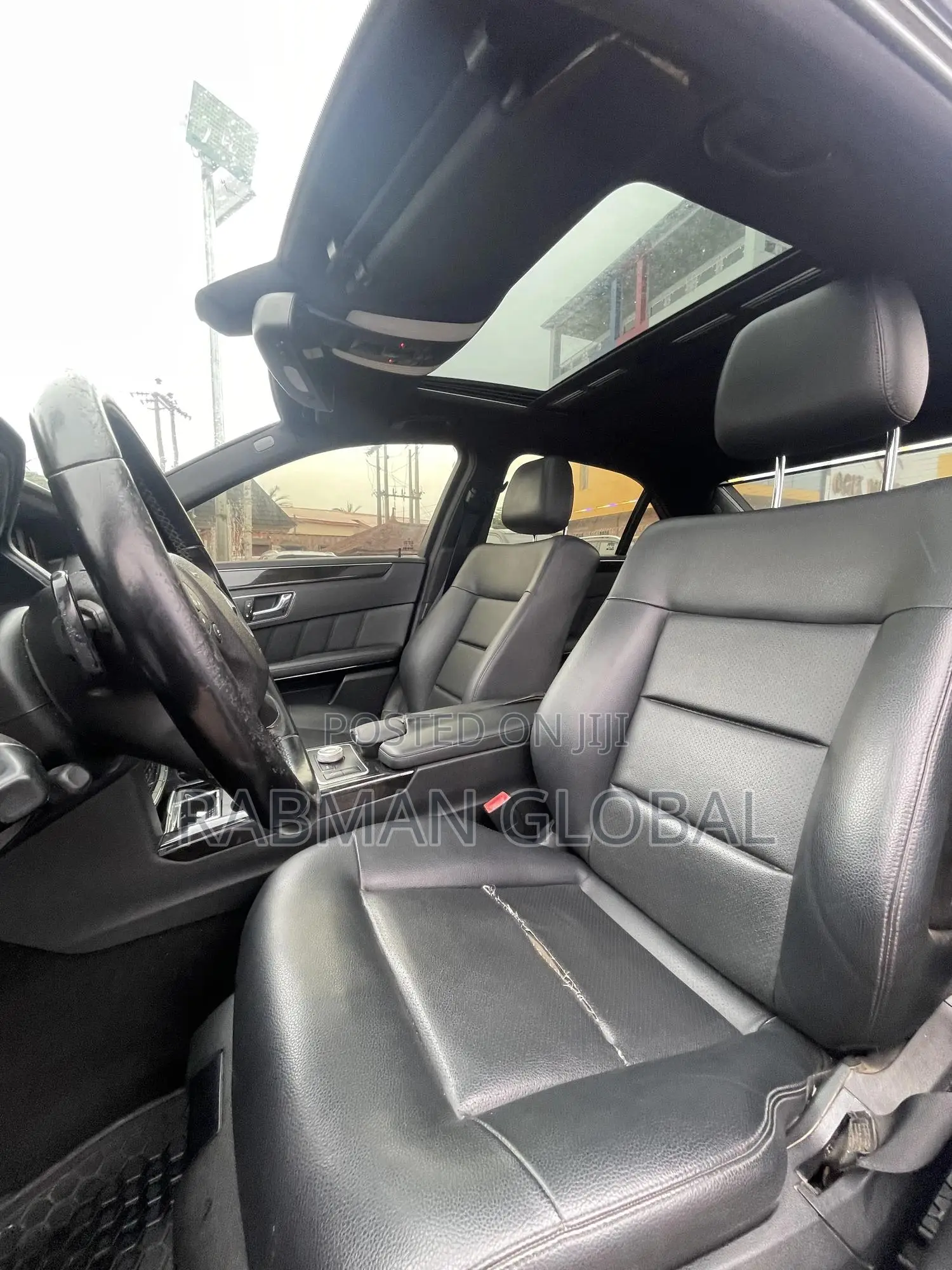 Mercedes-Benz E350 Base 4dr Sedan RWD (3.5L 6cyl 7A) 2010 Black