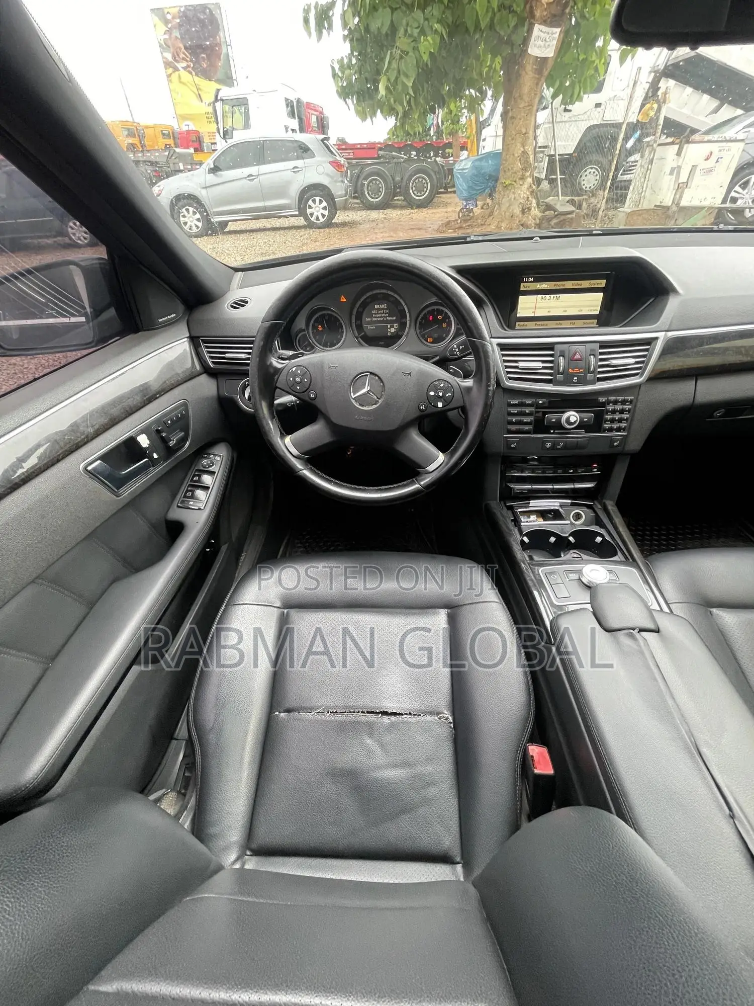 Mercedes-Benz E350 Base 4dr Sedan RWD (3.5L 6cyl 7A) 2010 Black