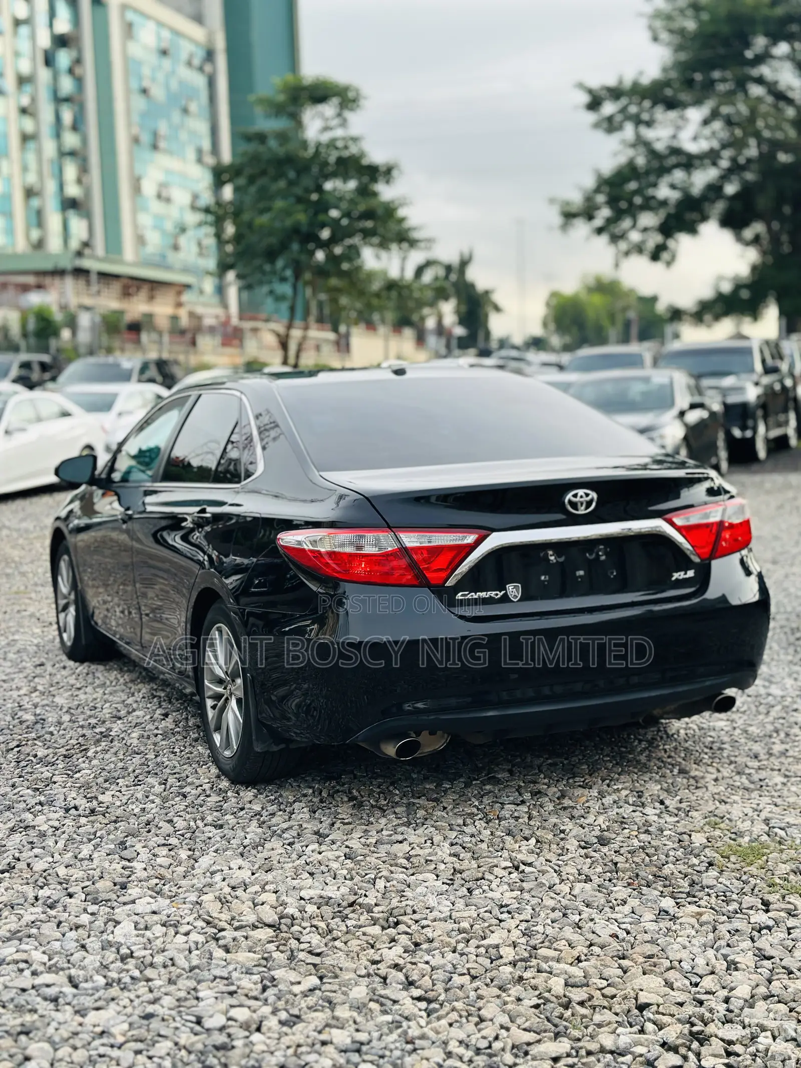 Toyota Camry XSE 4dr Sedan (3.5L 6cyl 6A) 2017 Black