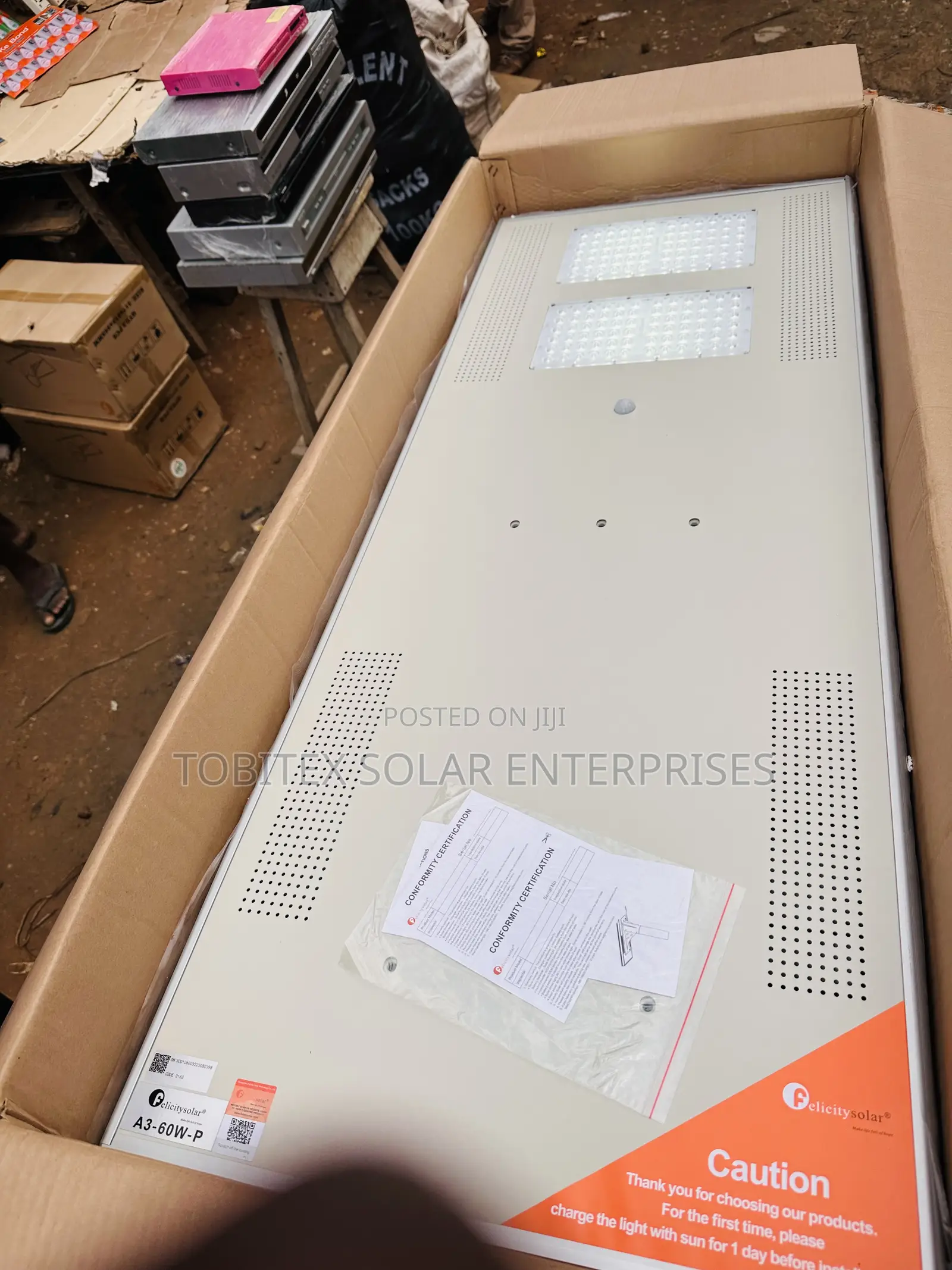 A3 60w Felicity All in One Solar Street Light