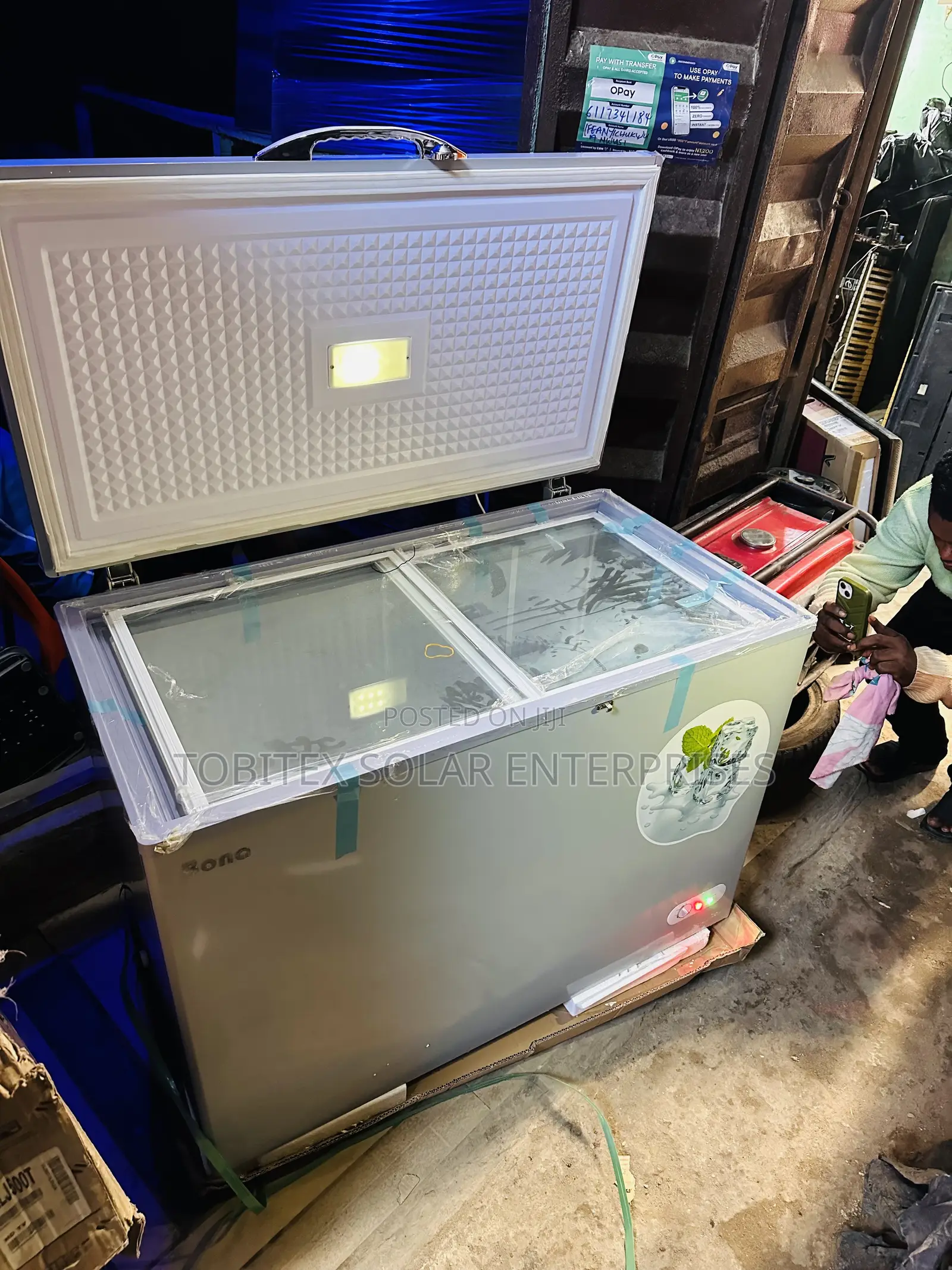 318l Bona Solar Freezer 12/24v