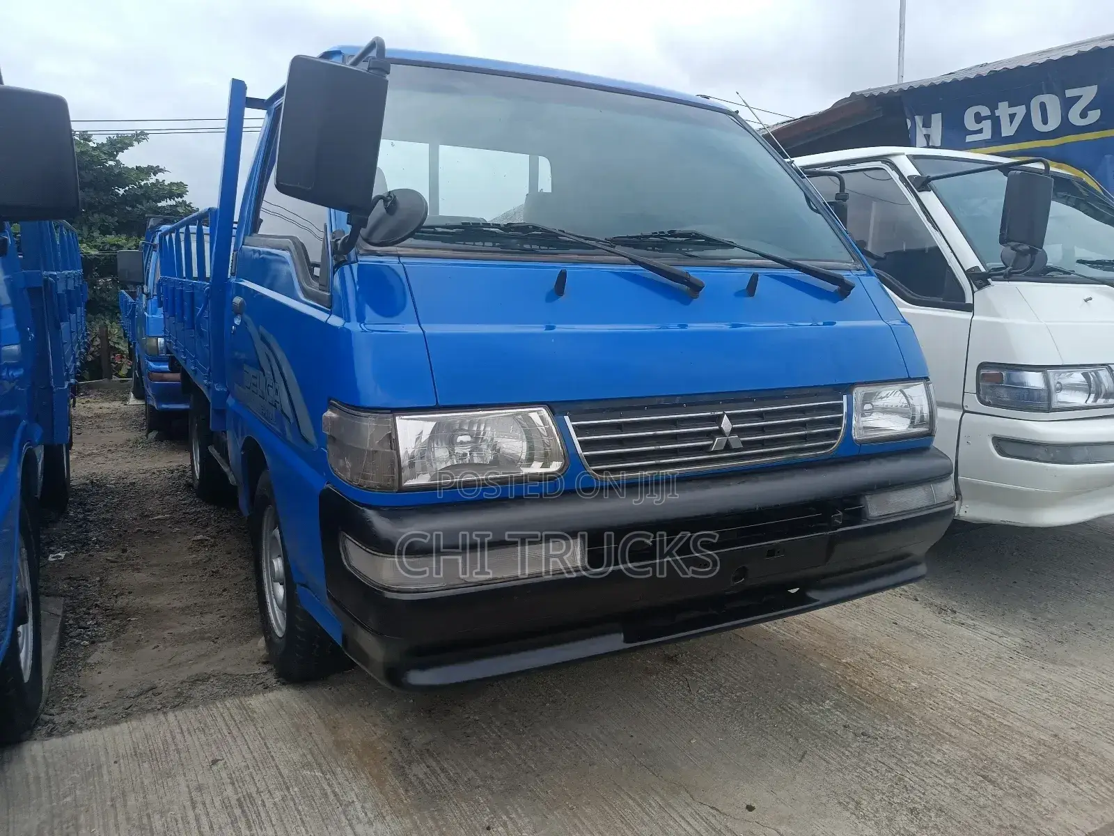 Mitsubishi Delica Pickup Truck Diesel Engine