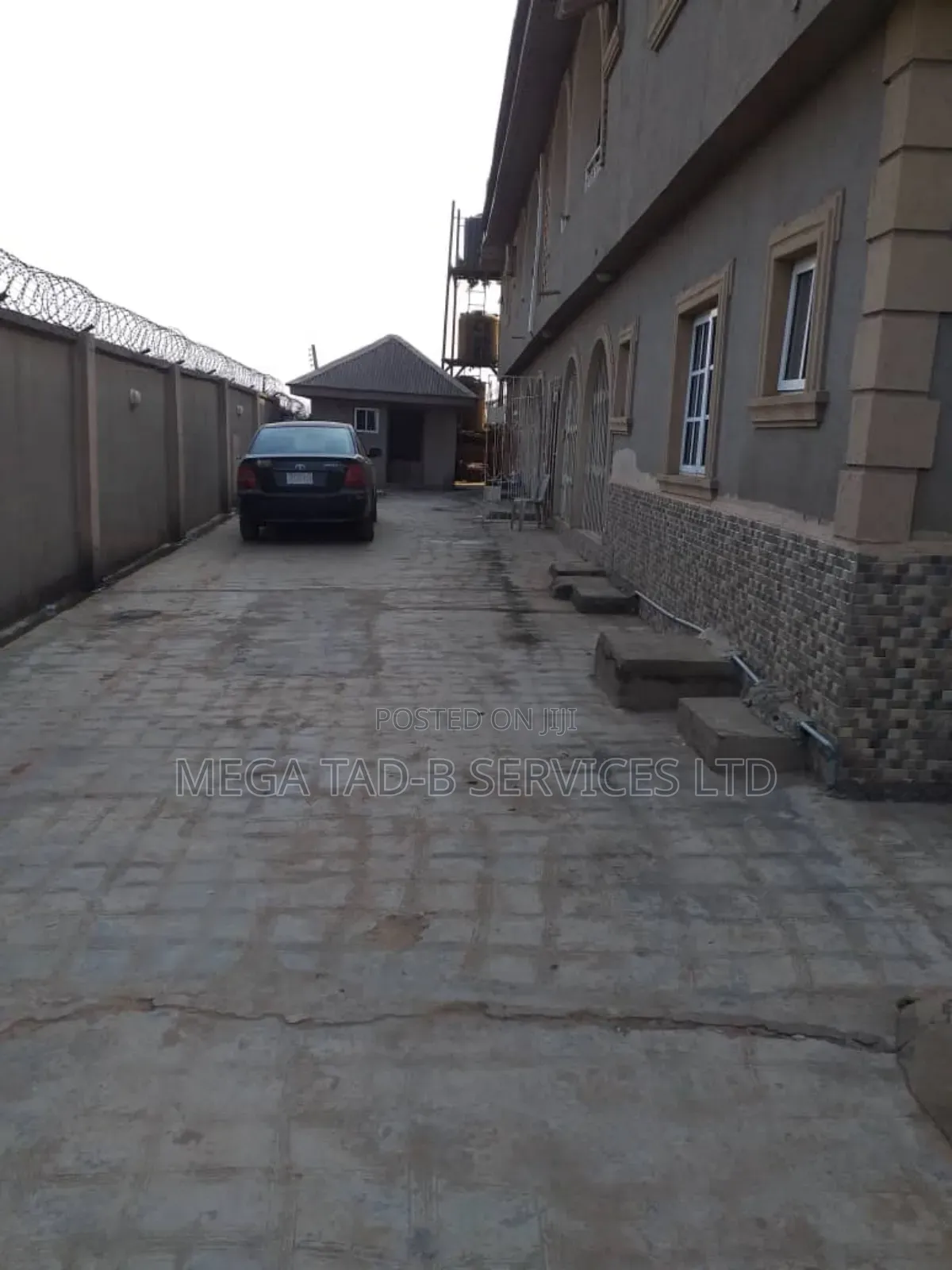 3bdrm Block of Flats in Magada Behind Mfm for sale