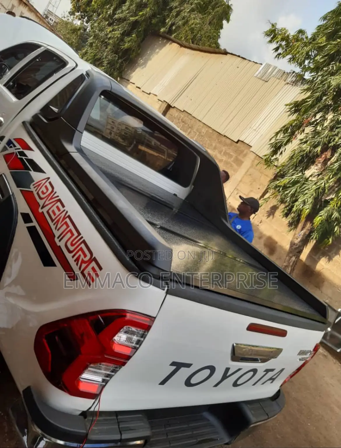 Fiber Folding Booth Cover & Trd Spoiler