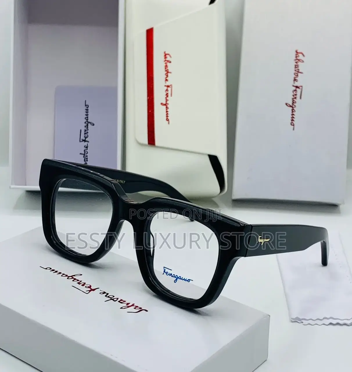 High Quality Luxury Salvatore Frrragamo Glasses