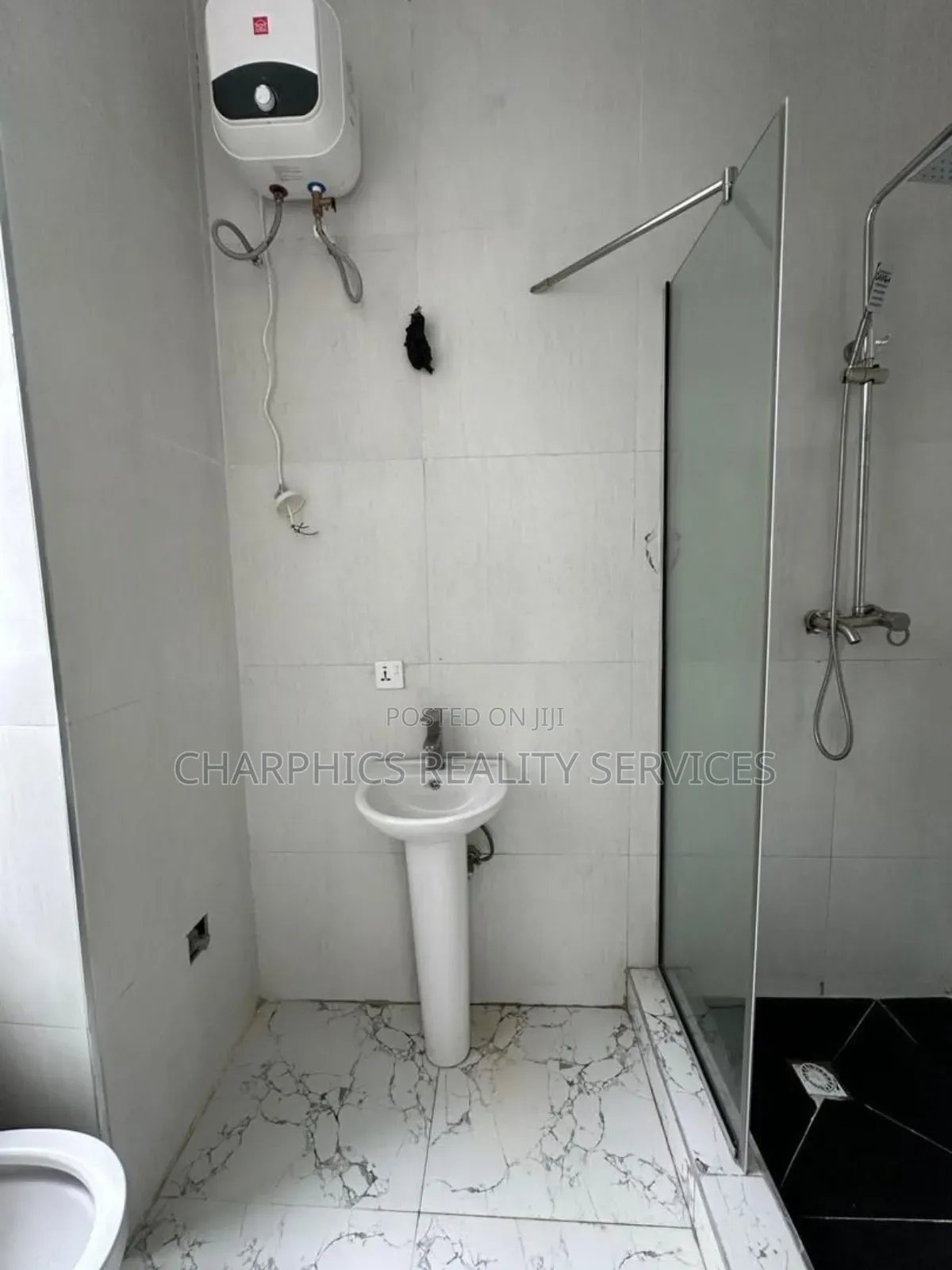 2bdrm Apartment in Chevron for rent