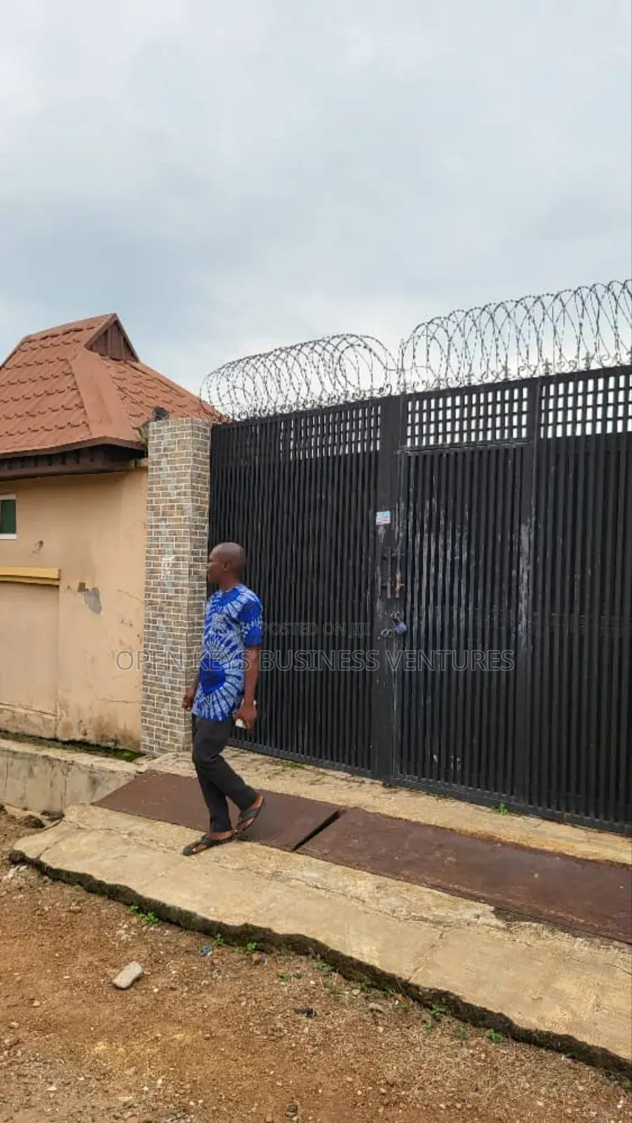 Furnished 2bdrm Bungalow in Baptist Grammar, Jericho for sale