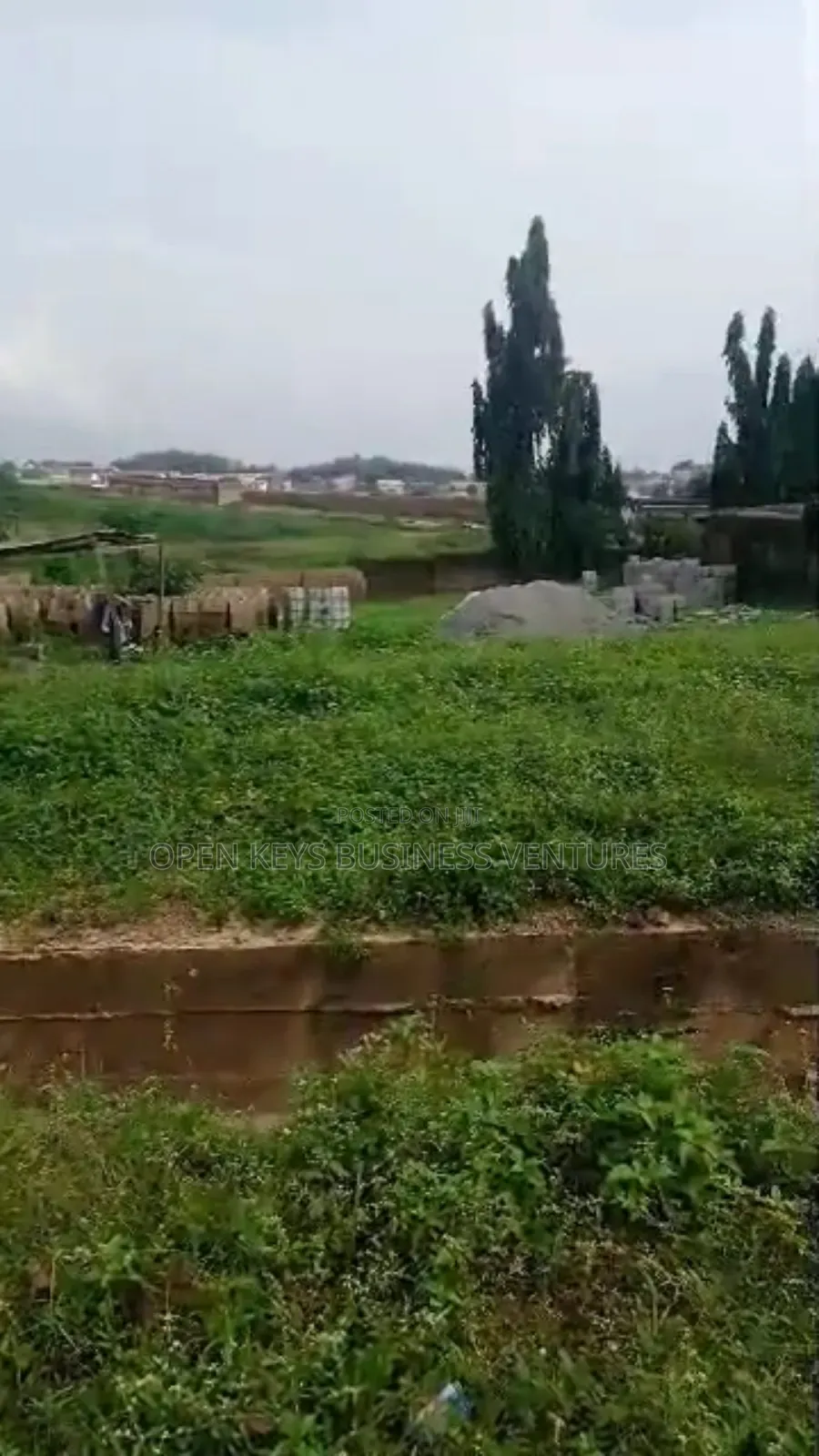 1029sqm Corner Piece of Bare Land at Akinola Maja Jericho Gra
