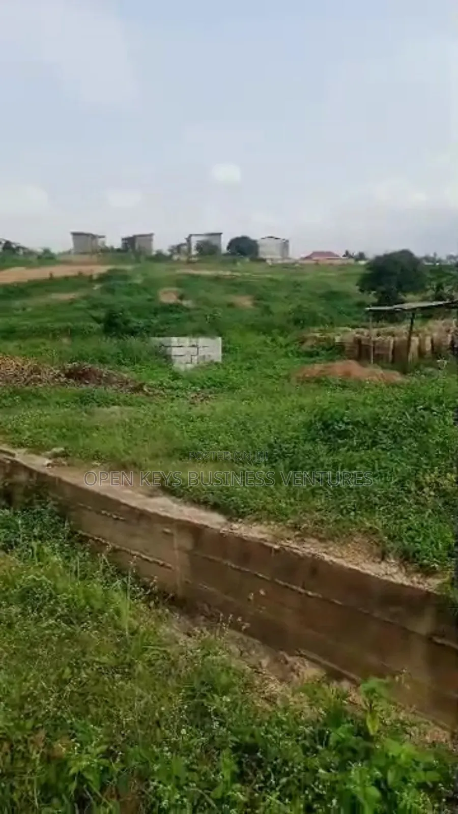 1029sqm Corner Piece of Bare Land at Akinola Maja Jericho Gra