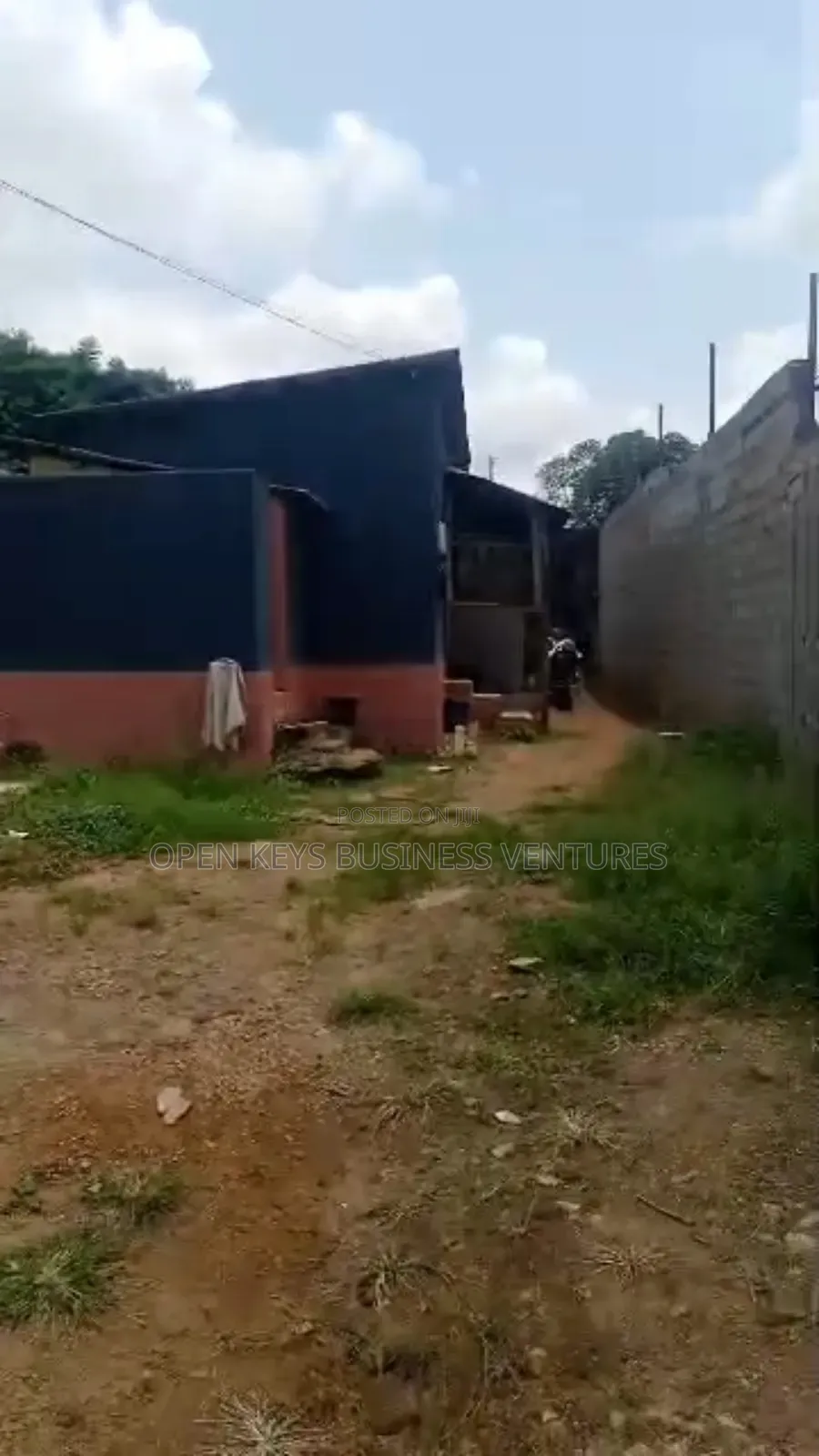 1,279sqm of Bare Land Apampa Road Jericho Gra