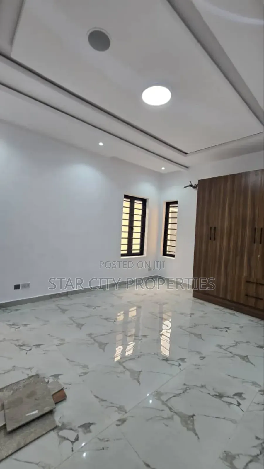 5bdrm Duplex in Ph 2, Omole Phase 2 for rent