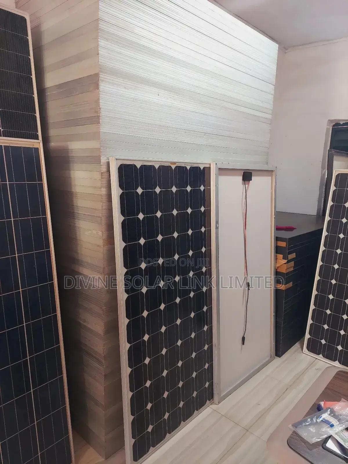 Canadian Solar Panel 300w 20-Year Lifespans
