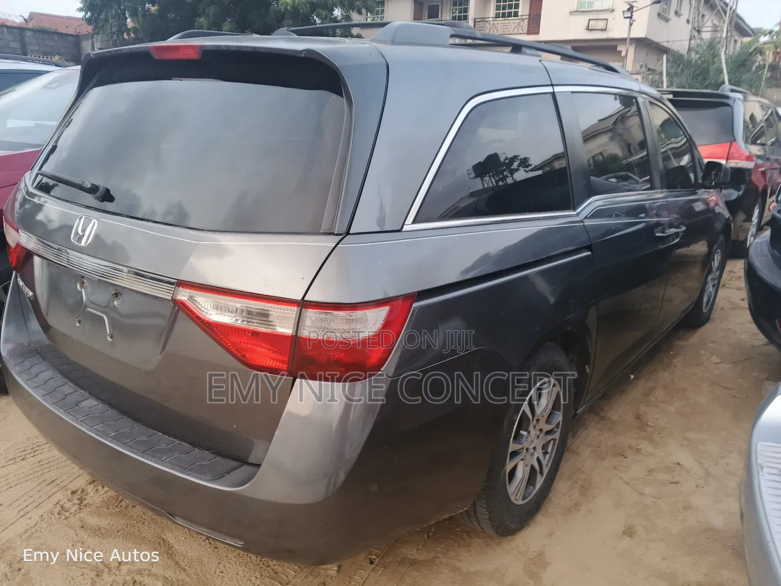 Honda Odyssey Touring 2011 Gray